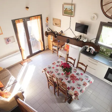 بيت للعطل Aurus Ii